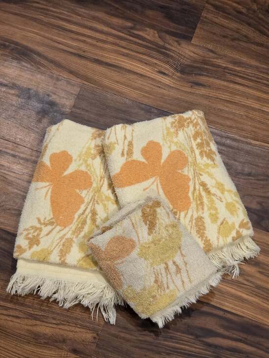 Cannon Other - Vintage Cannon Towel Set 3 Piece Retro Floral Butterfly Fringe Yellow Orange